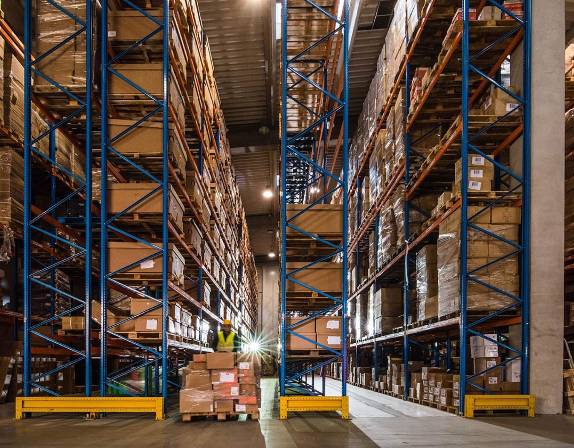 Warehouses_Hero_Desktop