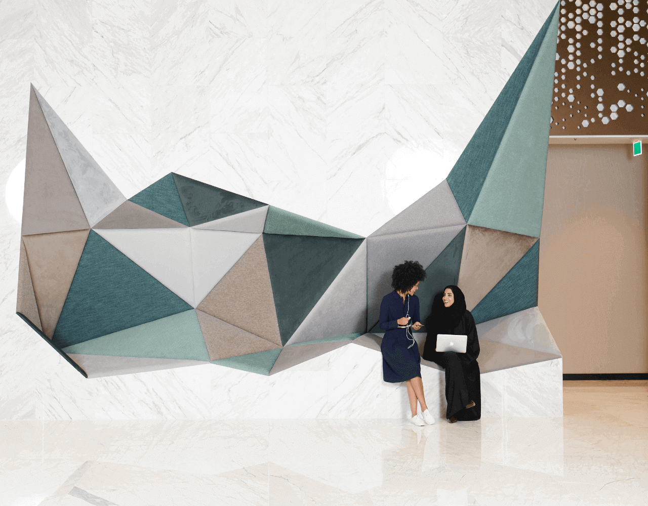  Find Customizable Offices on Rent in Dubai free zone at Dubai Media City 